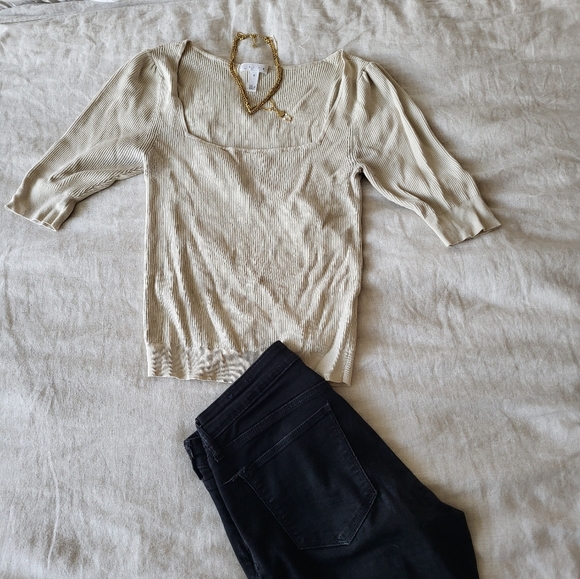 Square Neck Blouse - Picture 3 of 3